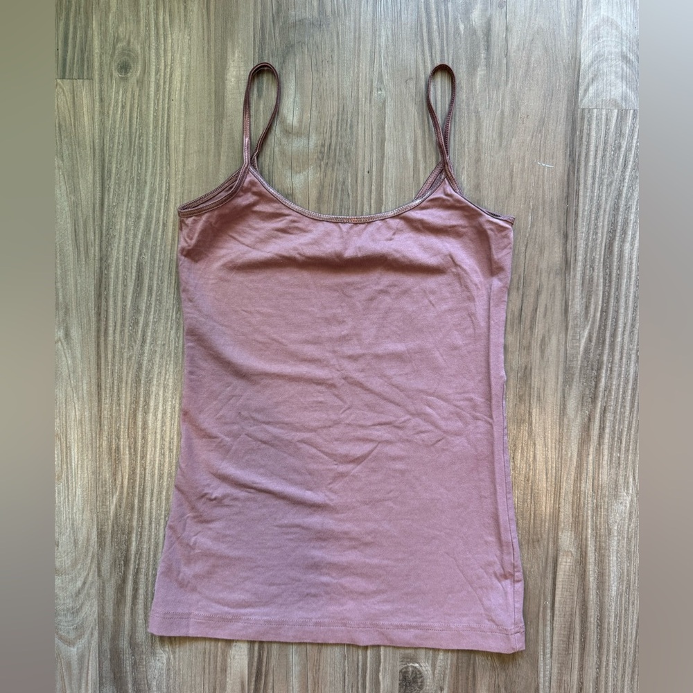 3 Tank Tops - Picture 5 of 5